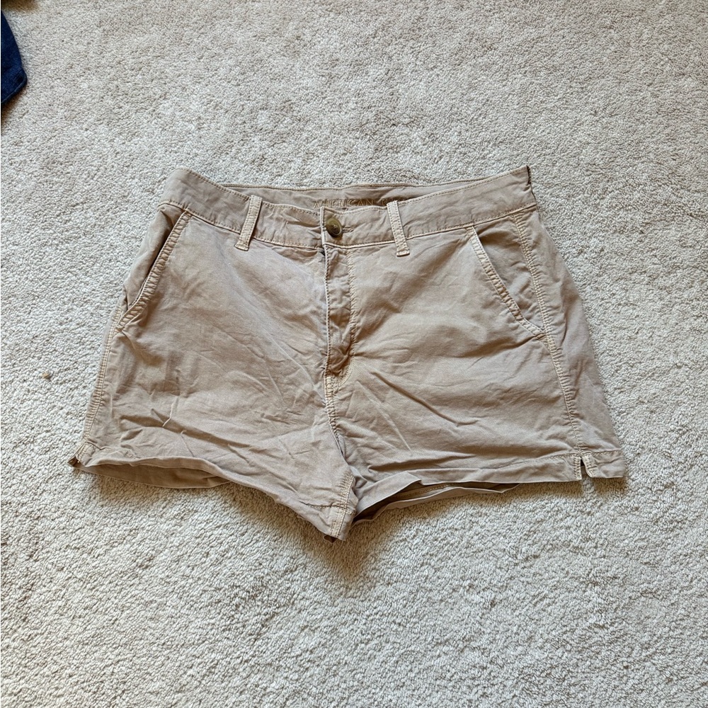 American Eagle stretchy women’s shorts